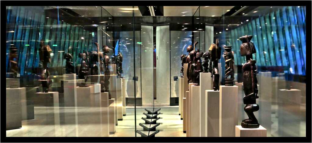 [MuseeDuQuaiBranly22_385-CollectionLacharriere-Sceno-Pano-moyen.jpg]
