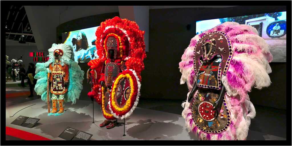 [MuseeDuQuaiBranly22_212-BlackIndians-Sceno-Pano-moyen.jpg]