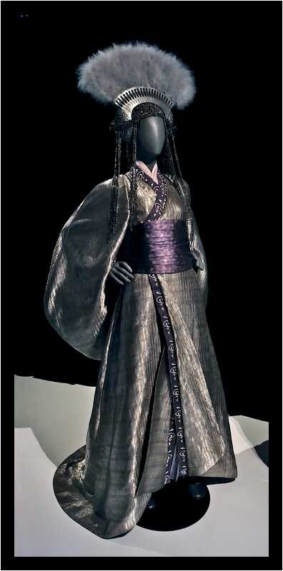 [MuseeDuQuaiBranly22_347-Kimono-moyen.jpg]