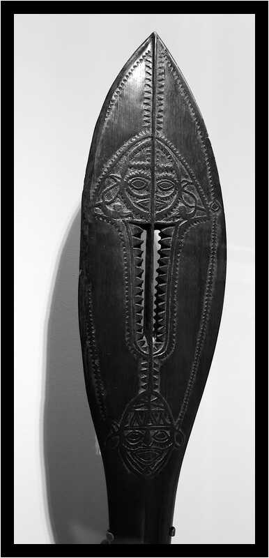 [MuseeDuQuaiBranly22_088-PouvoirEtPrestige-Detail-NB-moyen.jpg]