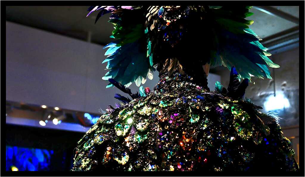 [MuseeDesArtsDecoratifs21_066-ThierryMugler-moyen.jpg]