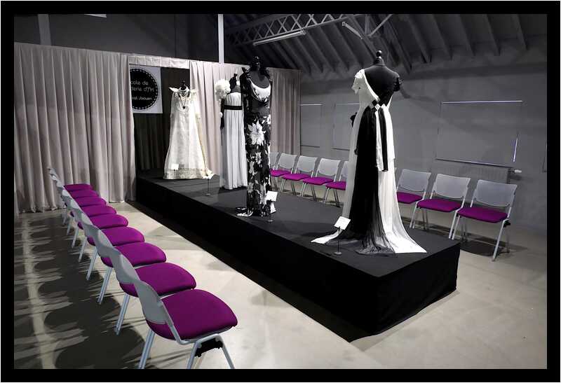 [LePetitEchoDeLaMode22_112-HommageALaBretagne-Sceno-moyen.jpg]