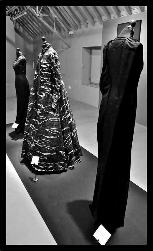 [LePetitEchoDeLaMode22_174-HommageALaBretagne-Sceno-NB-moyen.jpg]