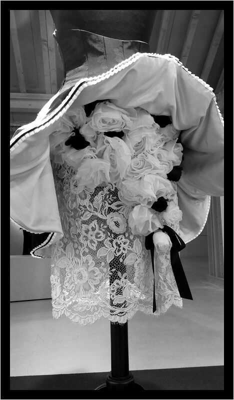 [LePetitEchoDeLaMode22_203-HommageALaBretagne-Detail-NB-moyen.jpg]