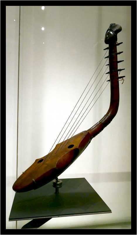 [MuseeDeLaMusique20_100-MusiquesDuMonde-moyen.jpg]