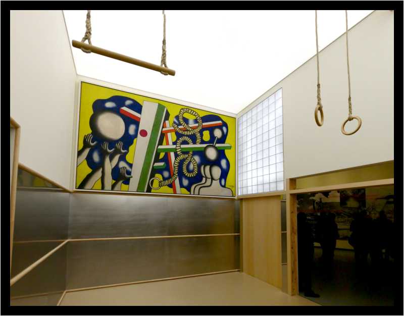 [FondationLouisVuitton20_013-CharlottePerriand-Pano-moyen.jpg]