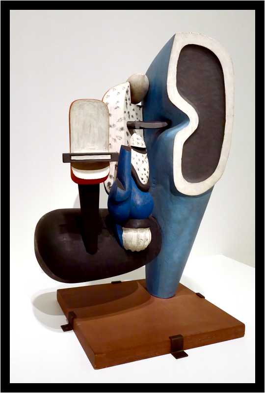 [FondationLouisVuitton20_035-CharlottePerriand-moyen.jpg]