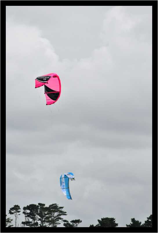 [Kitesurf08_24-moyen.jpg]