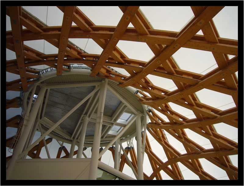 [CentrePompidouMetz11_03-moyen.jpg]