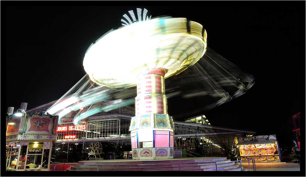 [ParcDeLaVillette16_8-Nuit-moyen.jpg]